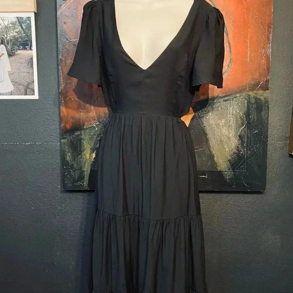 Lulu’s Midi Dress Tiered Tie Back Cut Out Cocktail Casual Wedding Party Like New - Picture 6 of 14